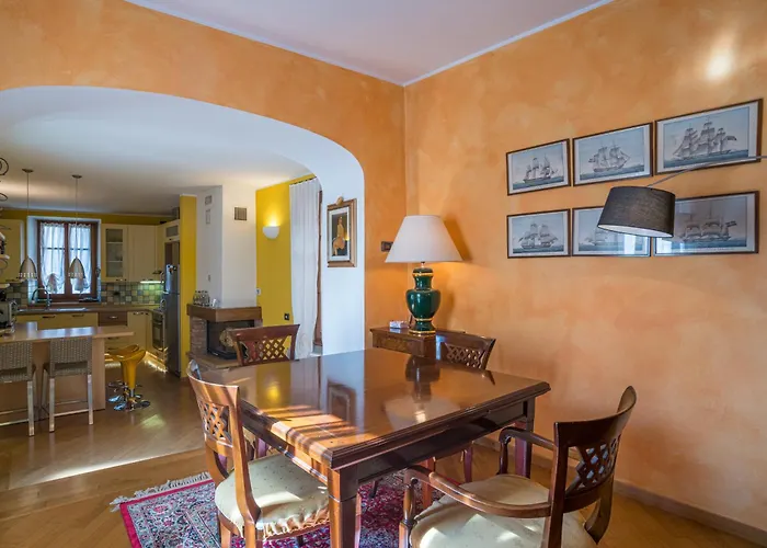 Casa Manzi 1 - Happy Apartament Sala Comacina
