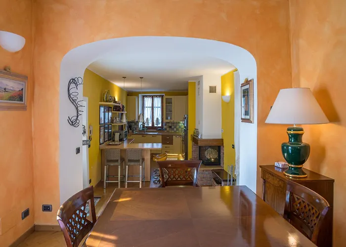 Casa Manzi 1 - Happy Apartment Sala Comacina